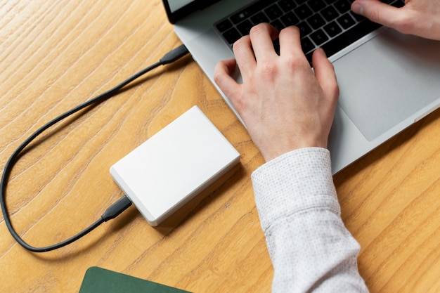 Jak połączyć tablet z komputerem przez USB i przesyłać pliki?