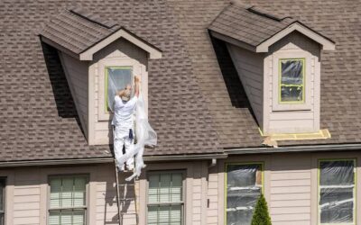 Jak oszacować koszt pianowania dachu przed remontem?